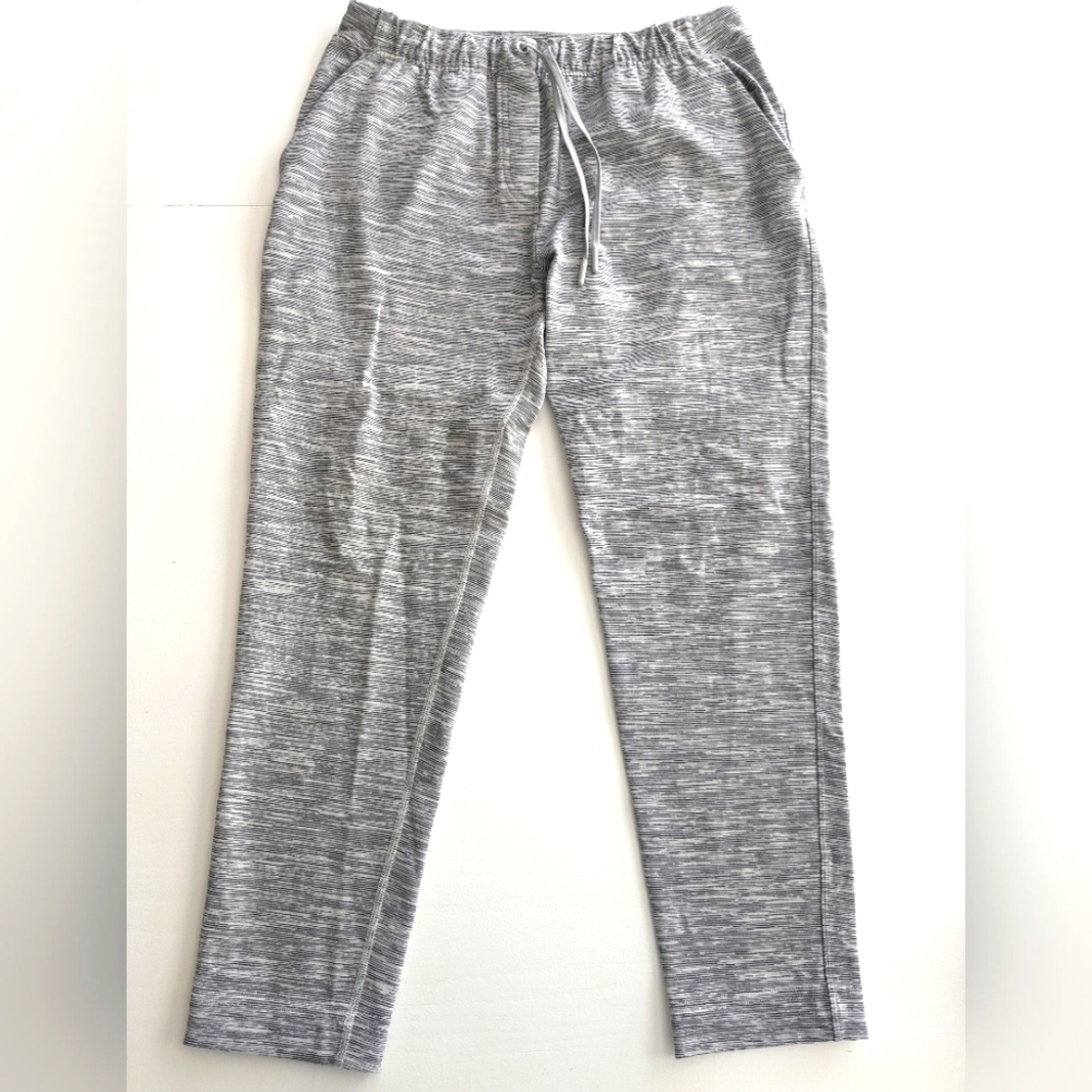 LULULEMON Jet Crop Slim Pants Wee Are From Space